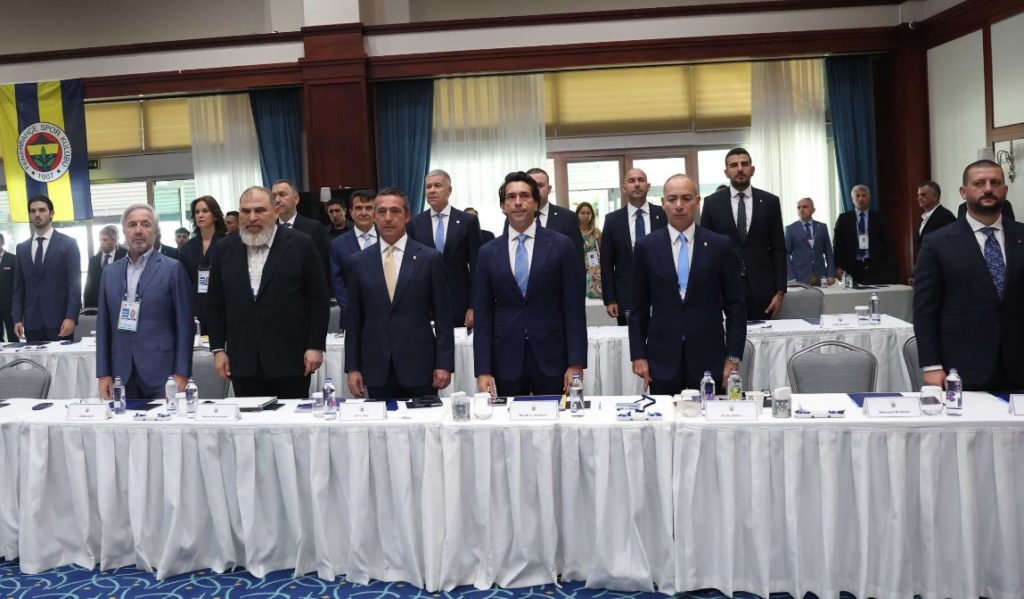 İstifası istenen Ali Koç’tan efsane başkan Aziz Yıldırım’a büyük terbiyesizlik