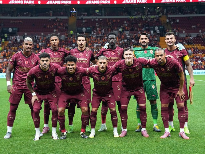 Galatasaray’da yıldız oyuncu sabırları taşırdı. Taraftar takımda istemiyor