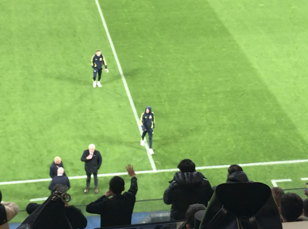 Fenerbahçeli Kerem Aktürkoğlu’ndan maç öncesi Başakşehir tribünlerine şok hareket