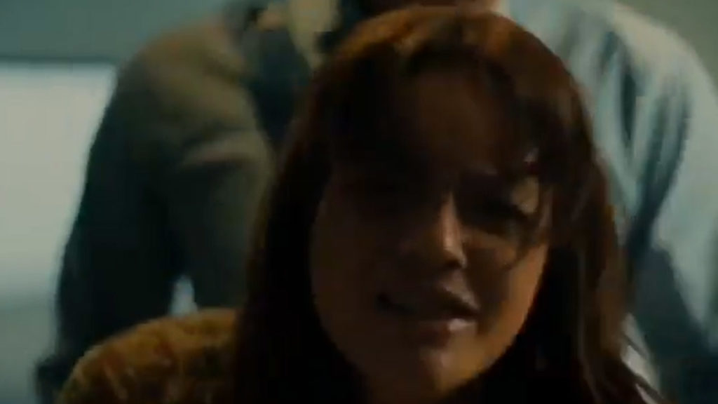 Asena Keskinci yeni dizisi Jasmin’de ortalığı karıştıran ofiste seks sahnesi! İzleyenler şok oldu! Asena Keskinci sevişme sahneleri